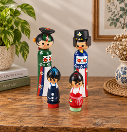 Famiglia Kokeshi coreane anni '60 4 bambole