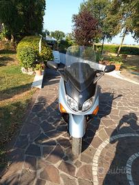 Yamaha T max 500