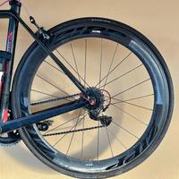 Cerchi Zipp 404 carbon ruote da corsa