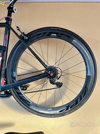 Cerchi Zipp 404 carbon ruote da corsa
