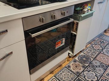forno Indesit 60x60 