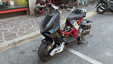 Italjet Dragster 125 DEMO a KM0 a Euro 3900 - nero