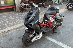 Italjet Dragster 125 DEMO a KM0 a Euro 3900 - nero