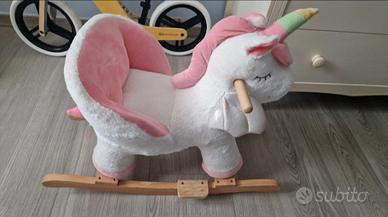 Unicorno a dondolo