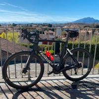 Bici elettrica da corsa Wilier 110 Hybrid