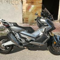 Honda xadv 750