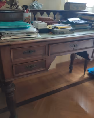 Scrivania Umbertina fine 800