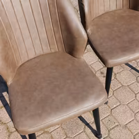 sedia poltroncina anni 80 vera pelle