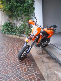 KTM 690 SMC