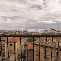 Trilocale panoramico da ristrutturare - 3° piano i