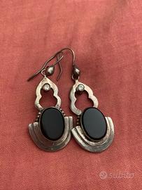 Orecchini etnici in argento 925 e onice
