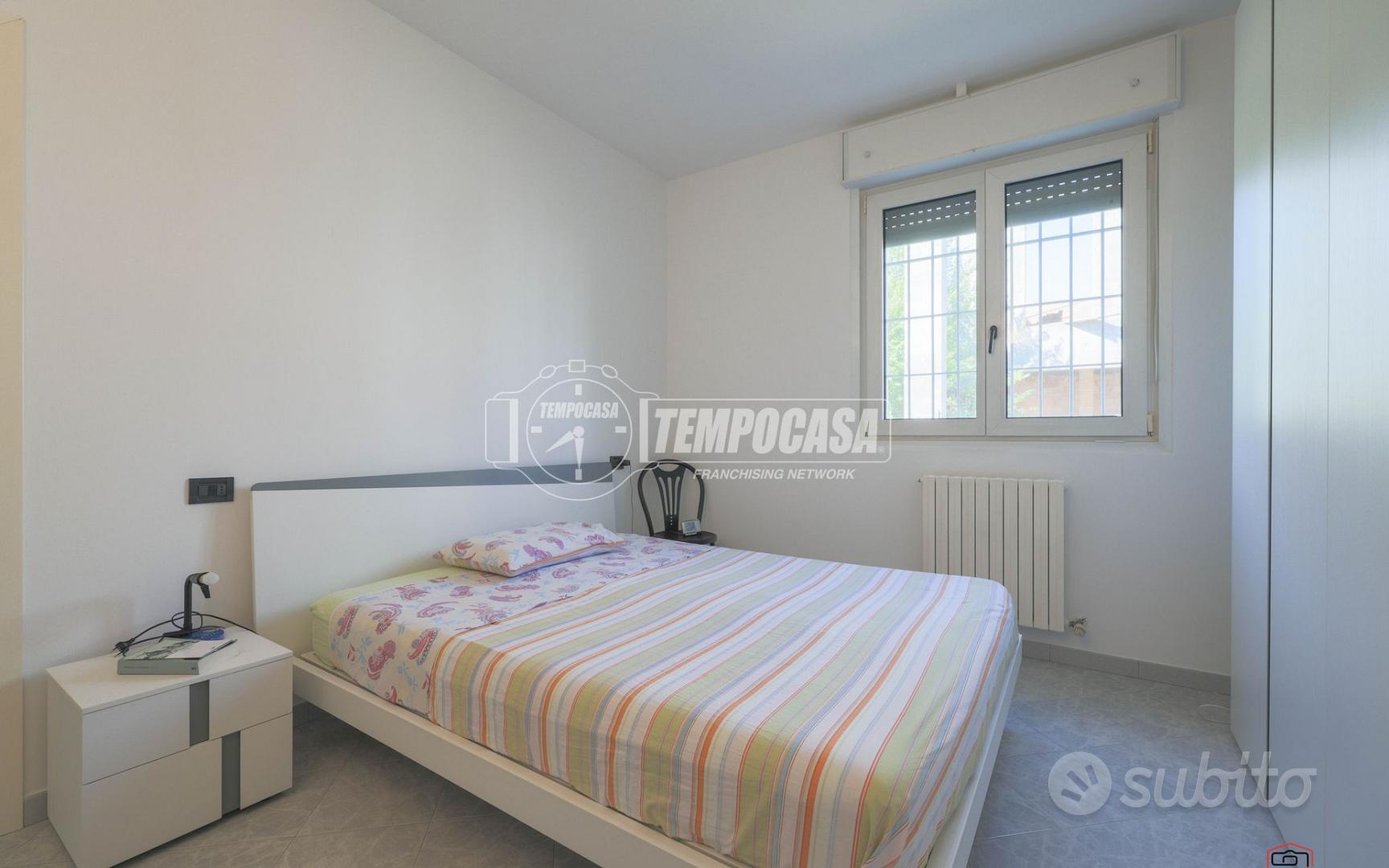 Villa a Budrio Via Mori 8 locali - Altro