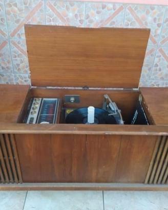 GIRADISCHI E RADIO CON MOBILE VINTAGE