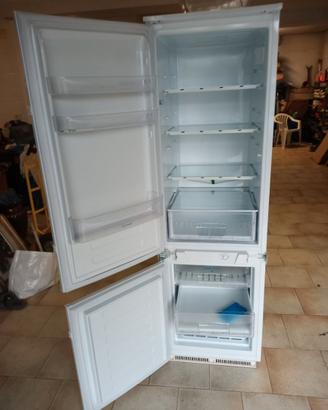 Frigo da incasso Indesit IN CB 31 AA S (F077889)
