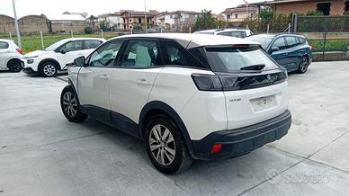 Peugeot 3008 BlueHDi 130 S&S EAT8 Active Pack SINI