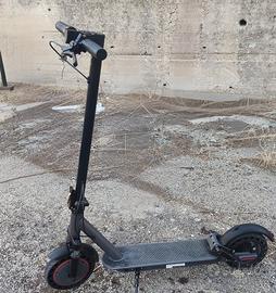 Altro Altro modello - 2025