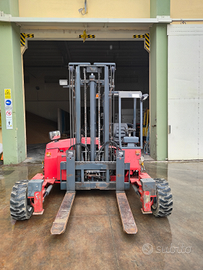 Carrello elevatore muletto fuoristrada Moffett