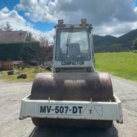 Rullo compressore ferro ruota vibrante
