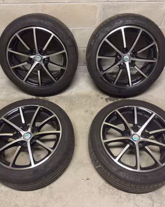 4 Cerchi in Lega Alfa Romeo 17” + Gomme 225/45 R17