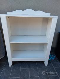 Mobiletto shabby bianco con ripiani