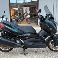 Yamaha X-Max 300 TECH MAX