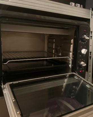 Forno elettrico quasi nuovo