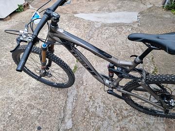 Bicicletta downhill trek remedy 9