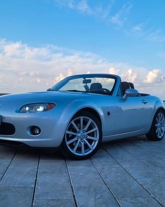- Mazda MX-5 NC1 2.0 -