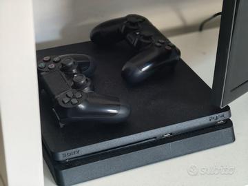 Sony PS4 Slim 