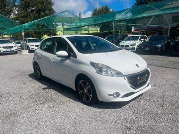 Peugeot 208 PureTech 82 5 porte Allure NEOPATENTAT
