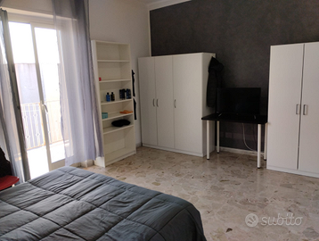 Ampia camera singola accanto cittadella +post auto