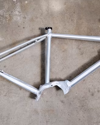 Telaio E-Bike Strada/Gravel Polini 500Wh+Forcella