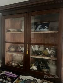 Mobile con vetrinetta