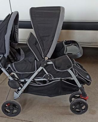 Passeggino gemellare 