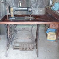 Antiquariato - Macchina da cucire primi 900