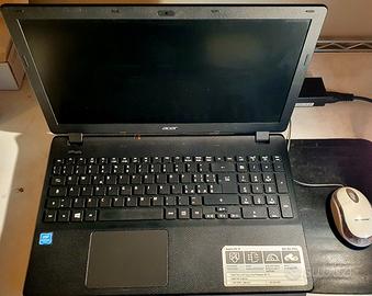PC portatile Acer Aspire ES1