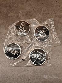 4x Coprimozzo ORIGINALI Audi 81A 601 170