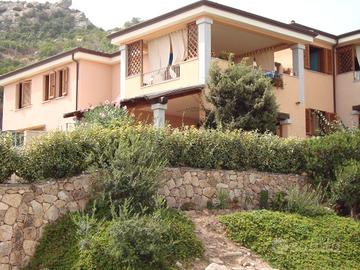 Trilocale vista mare porto taverna