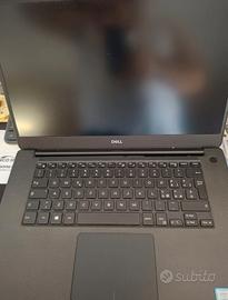 Dell Xps 15 in alluminio e carbonio  con impronta 