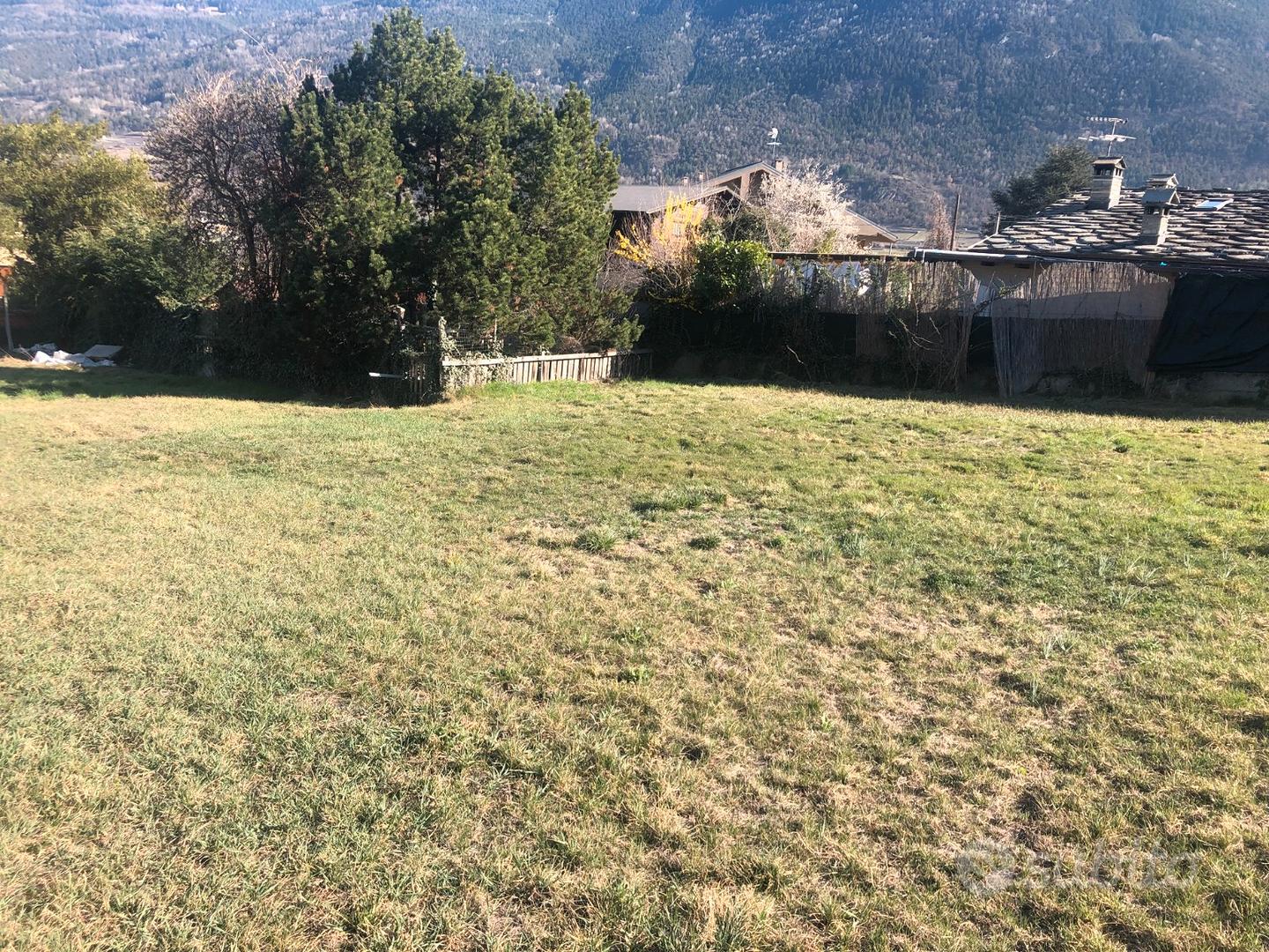 Vendita terreno edificabile a Sarre - Vista 2