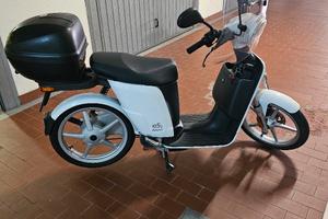 Askoll es2 elettrico 