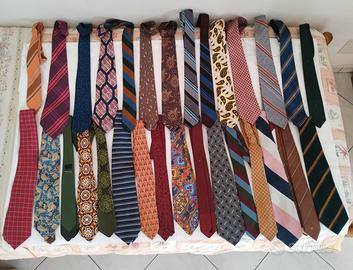 Lotto cravatte pz. 30