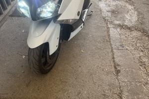T Max 530