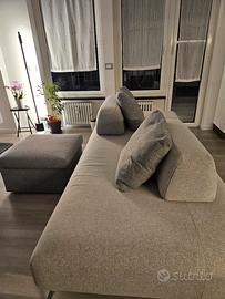 Divano con Pouf contenitore