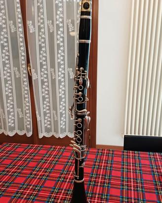 Clarinetto Lark 4003, in buono stato, funzionante.
