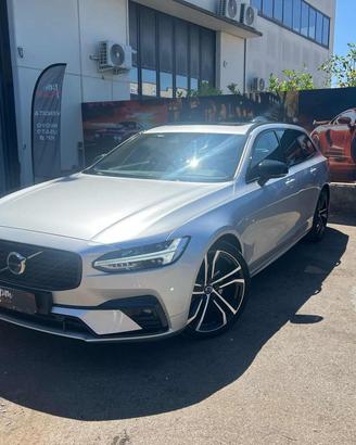 VOLVO V90 B4 Geartronic R-design