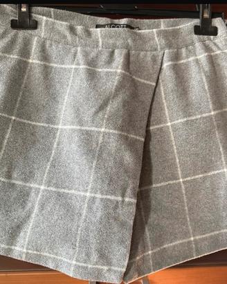 Gonna pantaloncino