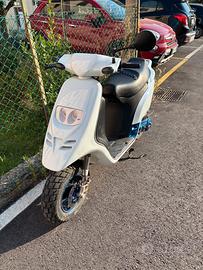 Scooter Piaggio Typhoon 70cc