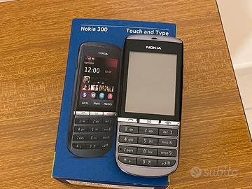 Nokia 300 - tastiera fisica + schermo touch