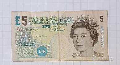 Banconota 5 sterline Regina Elisabetta II 